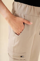 KAERE Pantalon Femme - avec poches cargo et ourlets côtelés sable