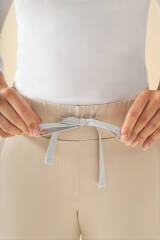 KAERE Pantalon Femme - ourlets côtelés et sans poches cargo sable