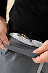 KAERE Pantalon Femme - ourlets côtelés Taille courte et sans poches cargo gris chiné