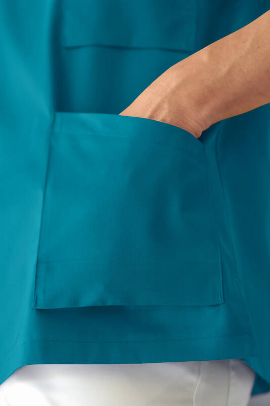 LA tunique médicale homme - Décolleté V pétrole